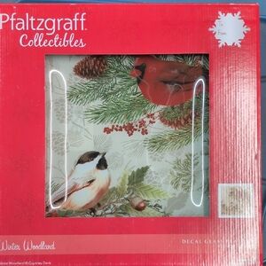 Pfaltzgraff Winter Woodland Glass Plate with Birds and Pine Cones